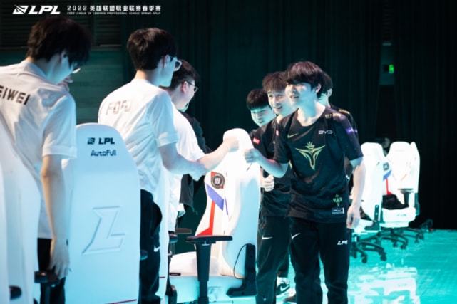 他在比赛中 他在比赛中