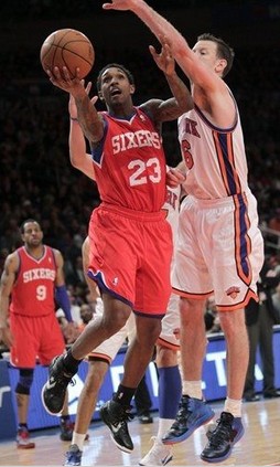 水平上占据 水平上占据