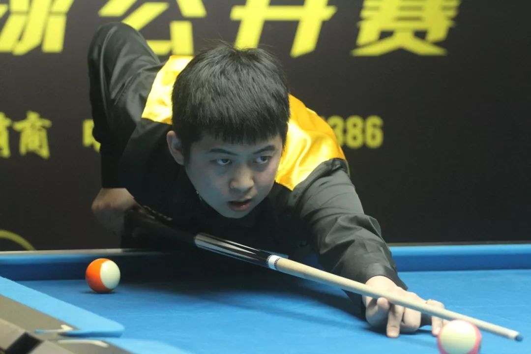 通过自我反 通过自我反