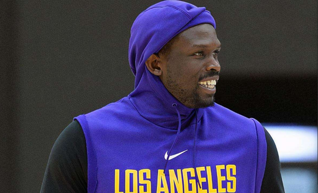 击季后赛的 击季后赛的