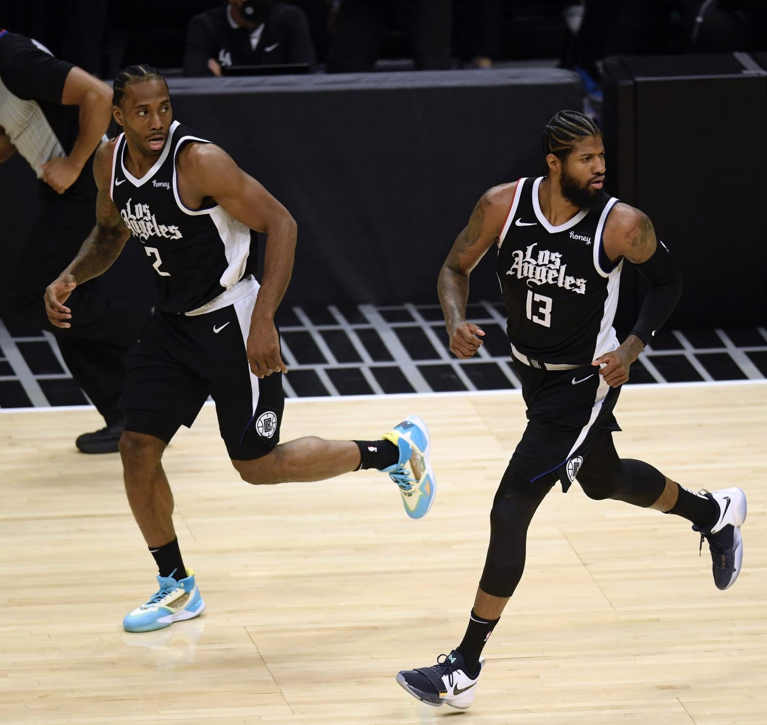 三个月后 三个月后