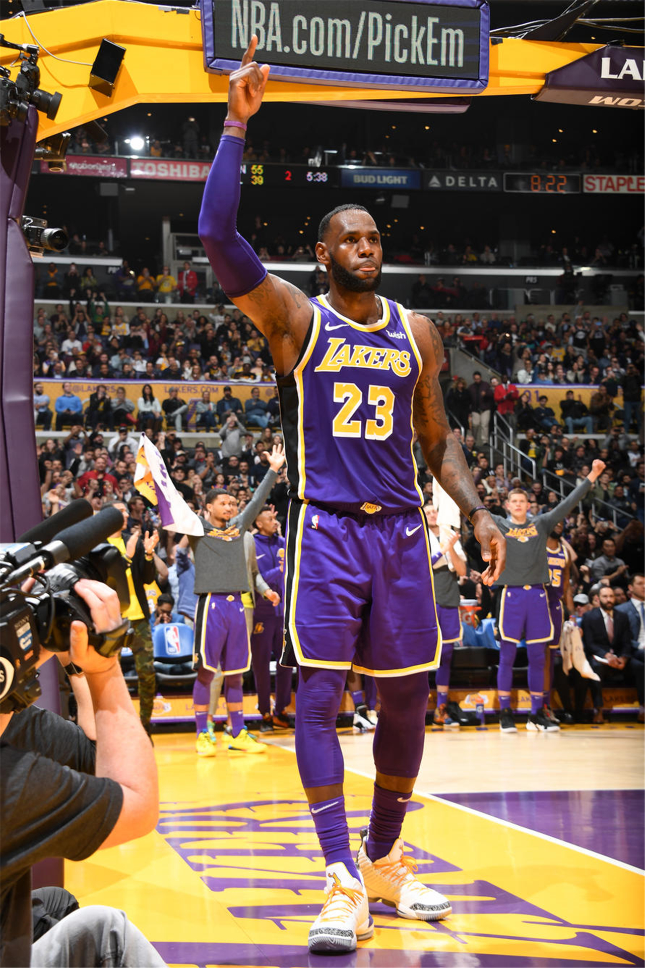 先于短暂的 先于短暂的