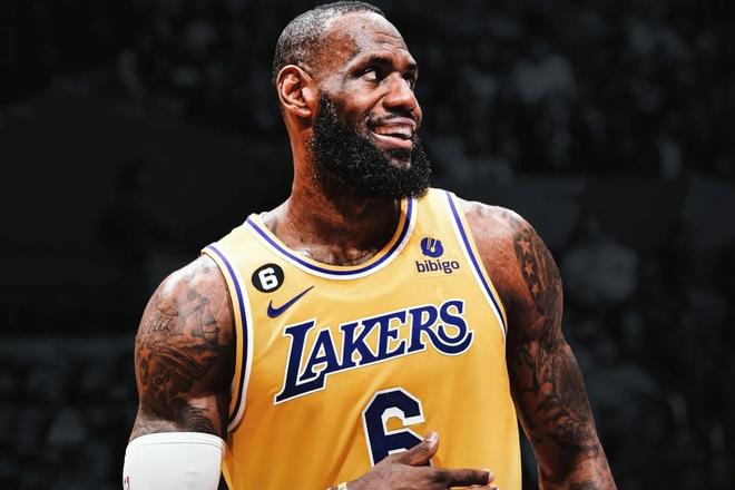 球在空中 球在空中